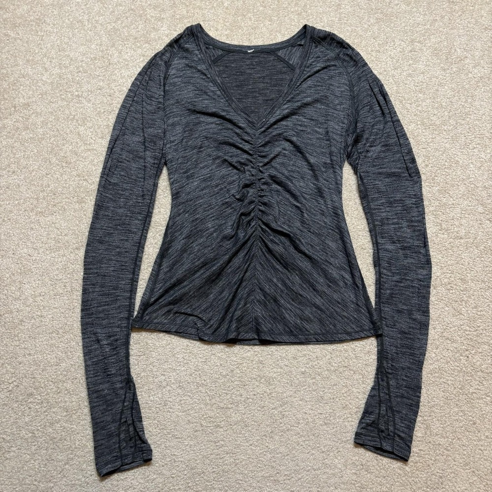 Lululemon Shirt Womens Small Gray Ruched V‎ Neck Long Sleeve Yoga Gym Workout